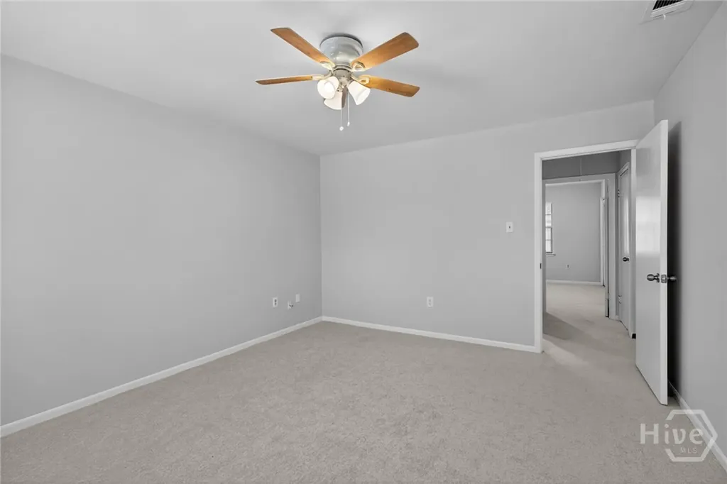 2220 E Victory Drive Savannah GA