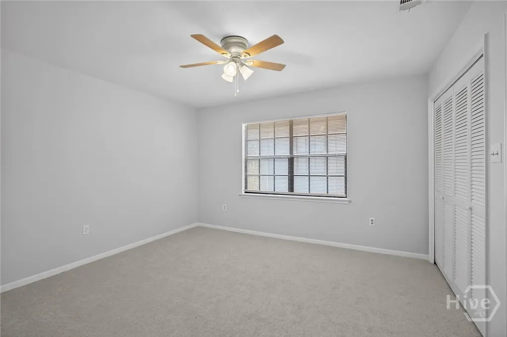 2220 E Victory Drive Savannah GA
