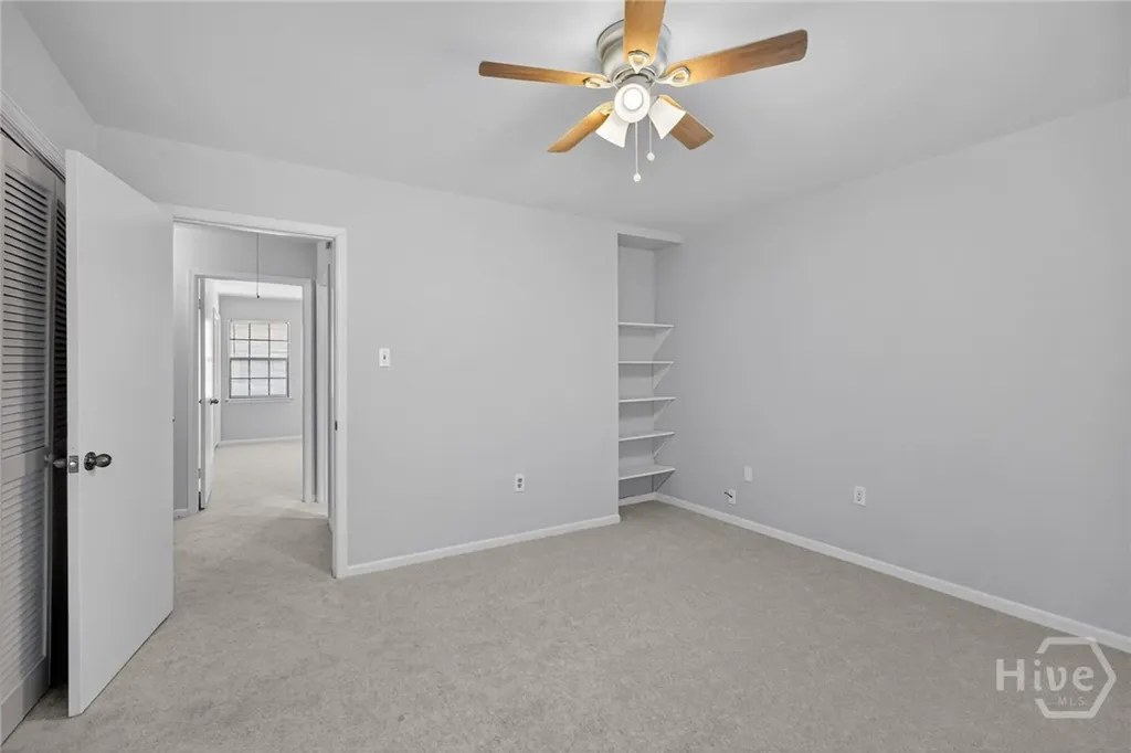 2220 E Victory Drive Savannah GA
