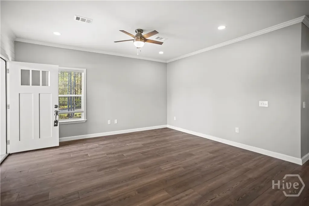 19 SW Pecan Street Ludowici GA 31316