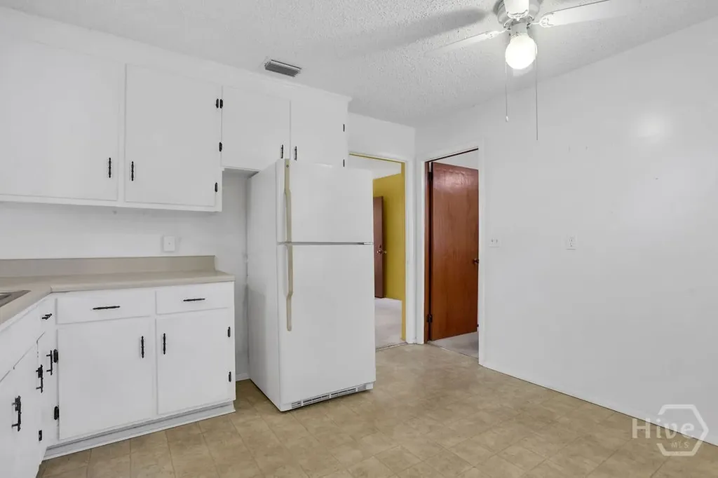 122 Bowman Avenue Savannah GA 31408
