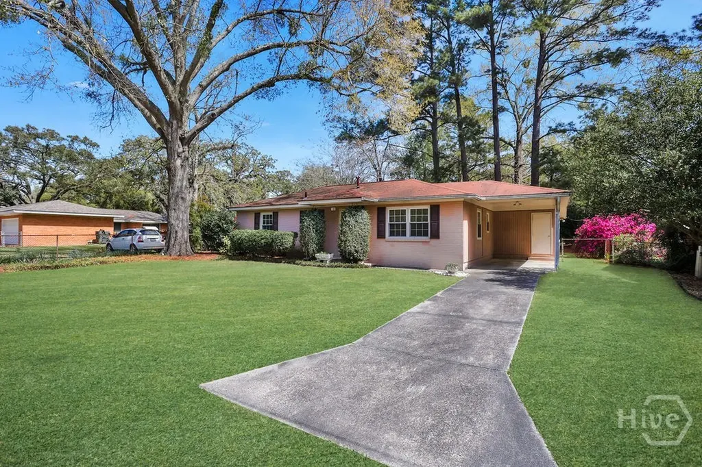 122 Bowman Avenue Savannah GA 31408