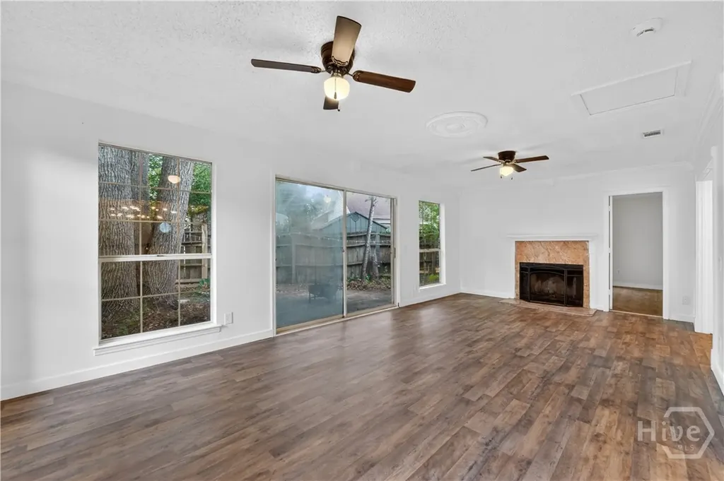 6 English Saddle Court Savannah GA 31406