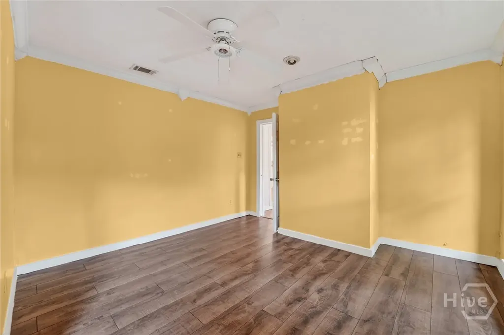 6 English Saddle Court Savannah GA 31406