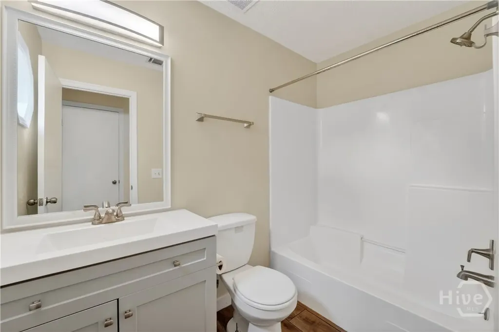 6 English Saddle Court Savannah GA 31406