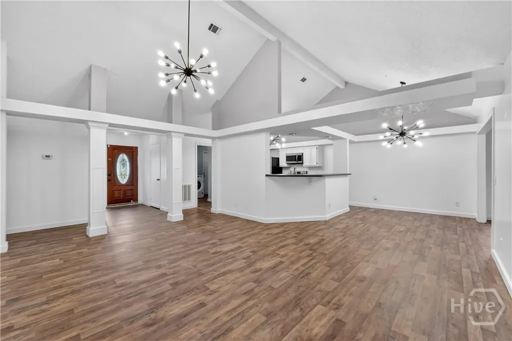 6 English Saddle Court Savannah GA 31406