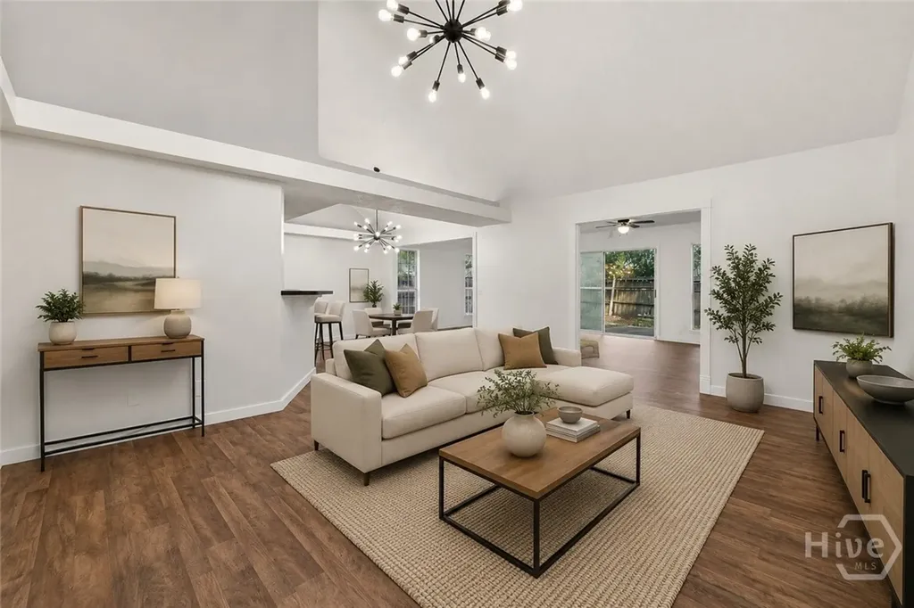 6 English Saddle Court Savannah GA 31406