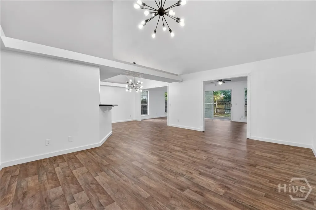 6 English Saddle Court Savannah GA 31406