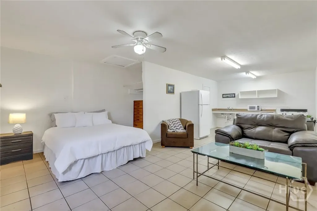5013 Ogeechee Road Savannah GA 31405
