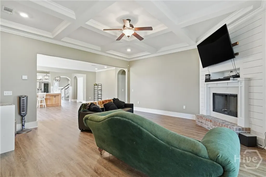 9 Palmer Place Lane NE Ludowici GA 31316