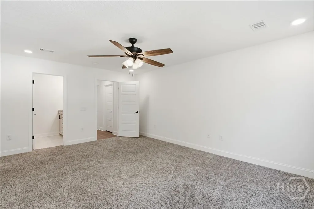 9 Palmer Place Lane NE Ludowici GA 31316