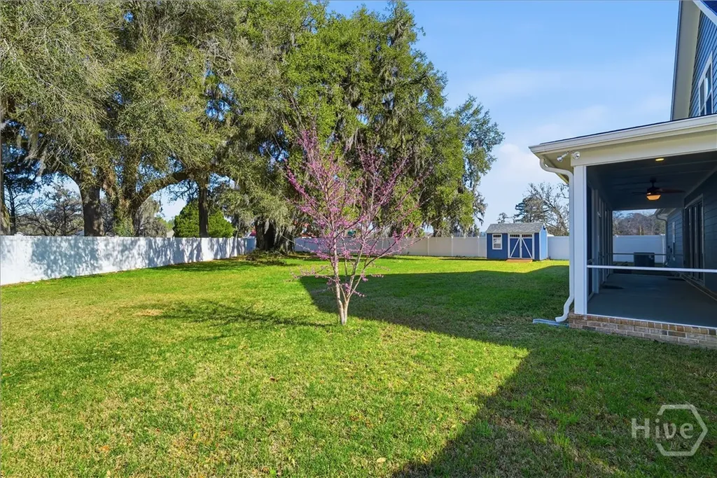 9 Palmer Place Lane NE Ludowici GA 31316