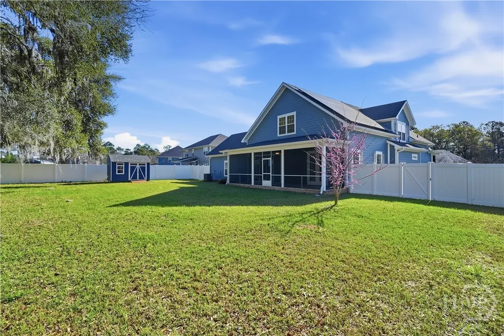 9 Palmer Place Lane NE Ludowici GA 31316