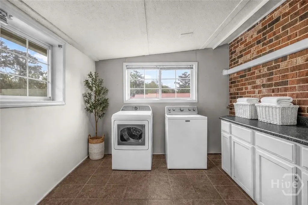 402 N Sangrena Drive Pooler GA 31322