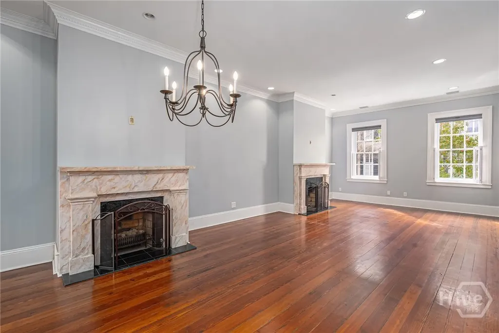 108 W Gordon Street Savannah GA 31401
