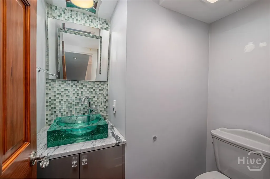 108 W Gordon Street Savannah GA 31401