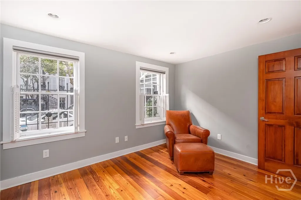108 W Gordon Street Savannah GA 31401
