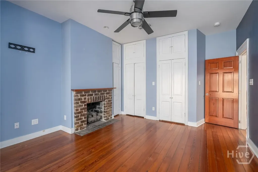 108 W Gordon Street Savannah GA 31401