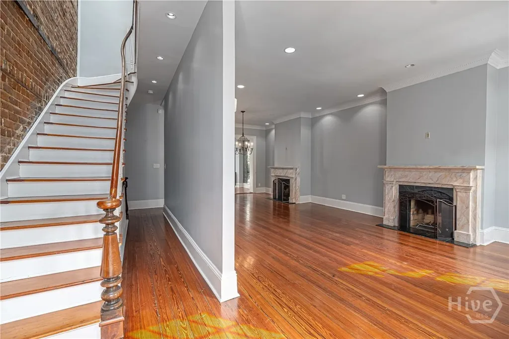 108 W Gordon Street Savannah GA 31401