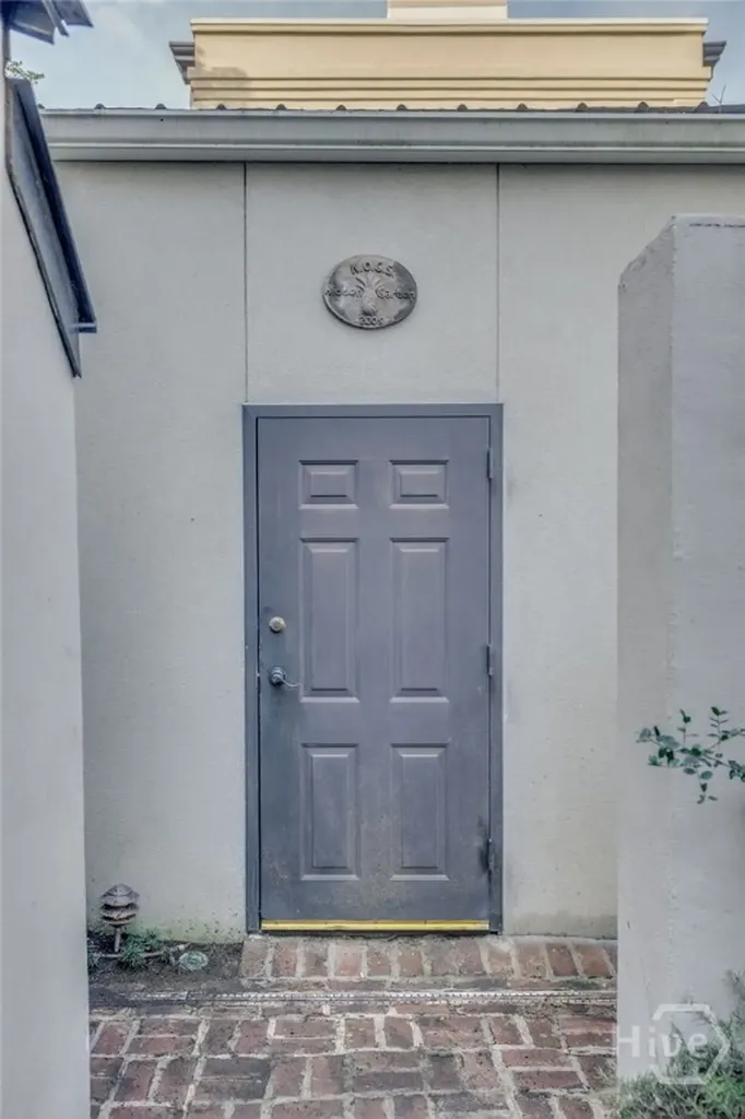 108 W Gordon Street Savannah GA 31401