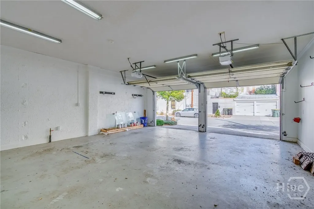 108 W Gordon Street Savannah GA 31401