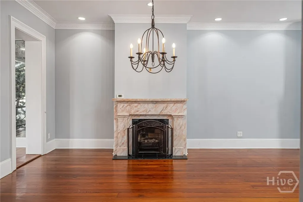 108 W Gordon Street Savannah GA 31401