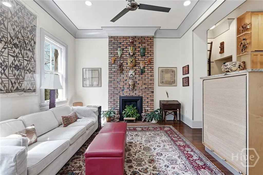 407 E Hall Street Savannah GA 31401
