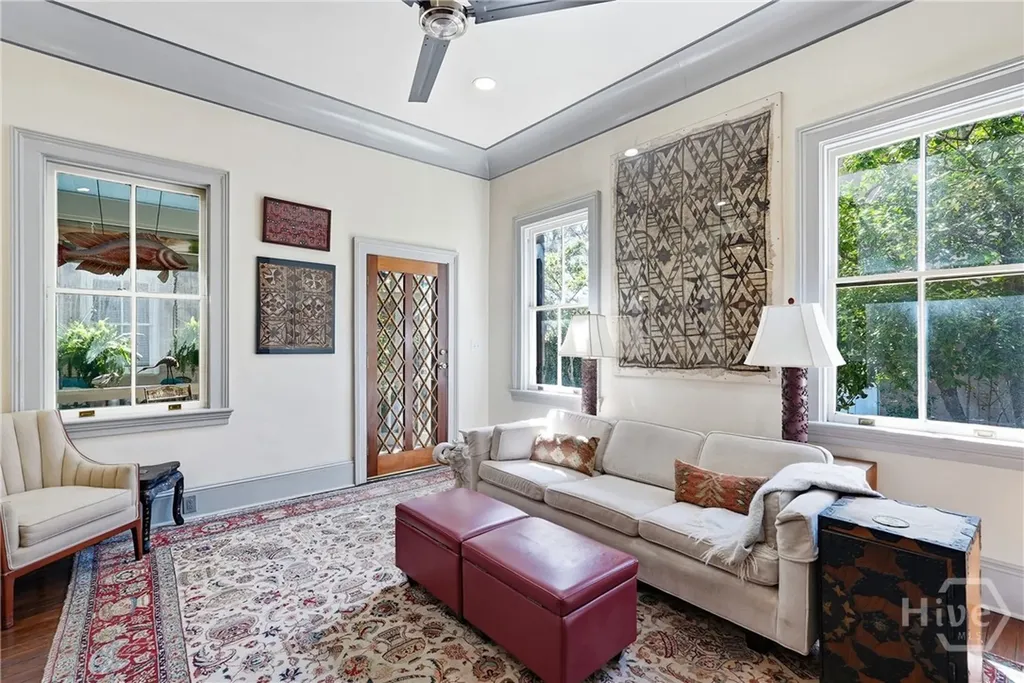 407 E Hall Street Savannah GA 31401