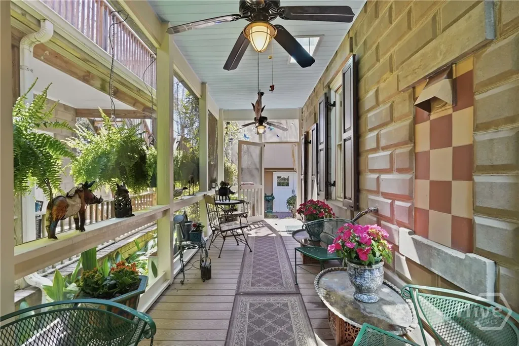 407 E Hall Street Savannah GA 31401