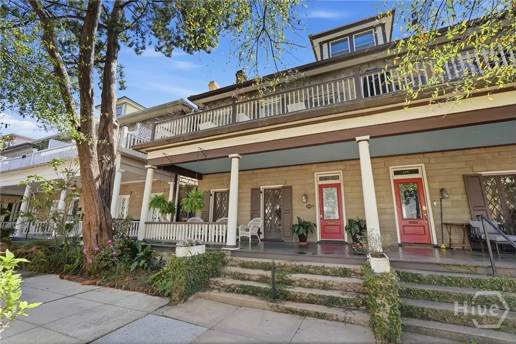 407 E Hall Street Savannah GA 31401