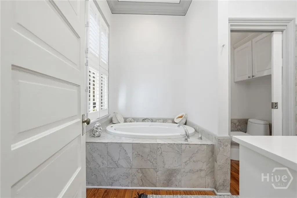 407 E Hall Street Savannah GA 31401