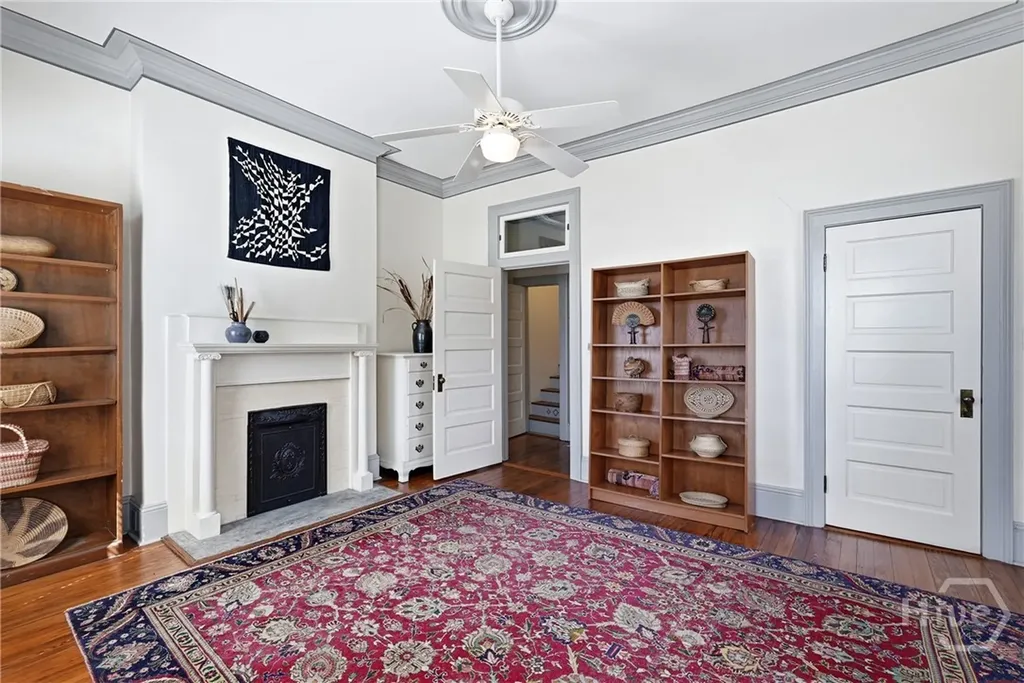 407 E Hall Street Savannah GA 31401