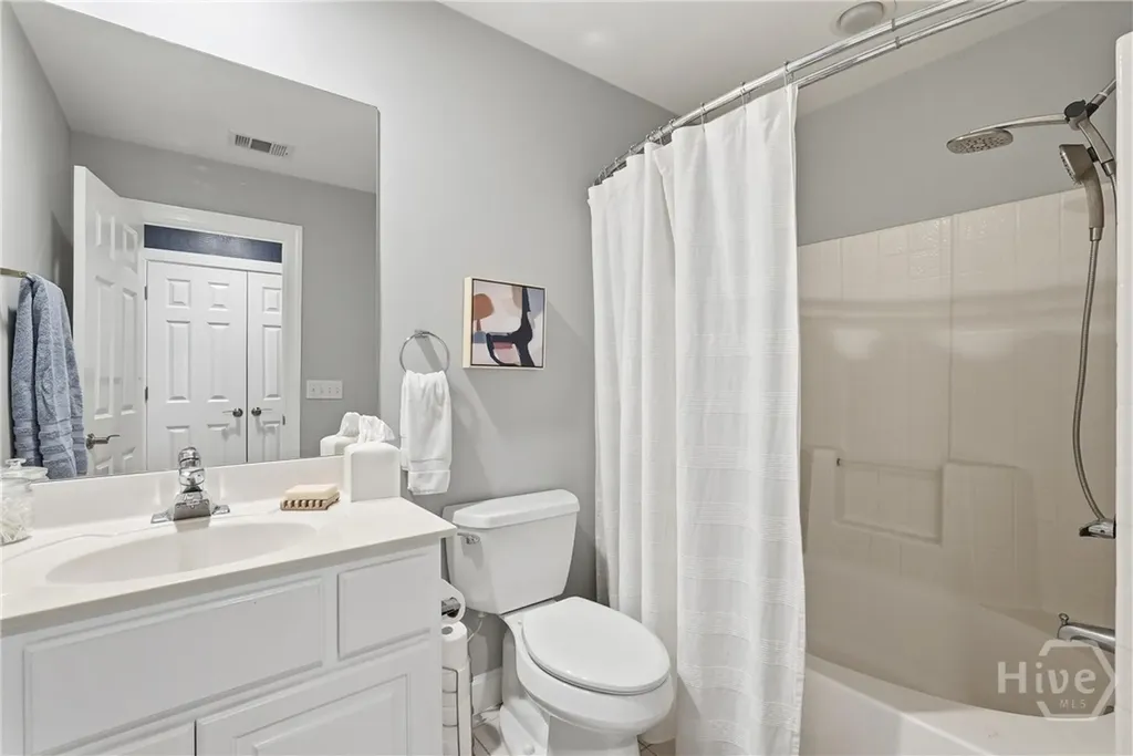 5 Springpine Lane Savannah GA 31411