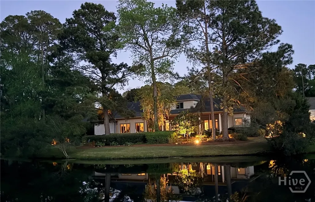 5 Springpine Lane Savannah GA 31411