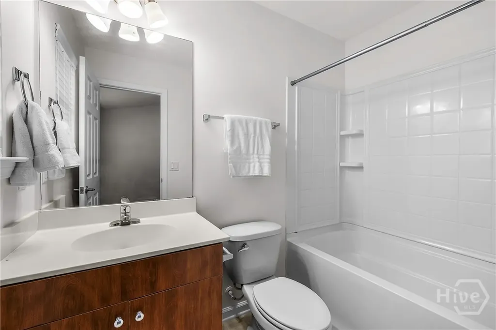 70 Winter Lake Circle Savannah GA 31407