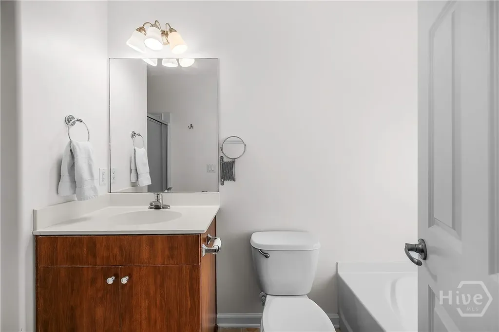 70 Winter Lake Circle Savannah GA 31407