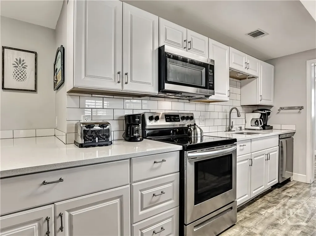 109 Lovell Avenue Tybee Island GA 31328
