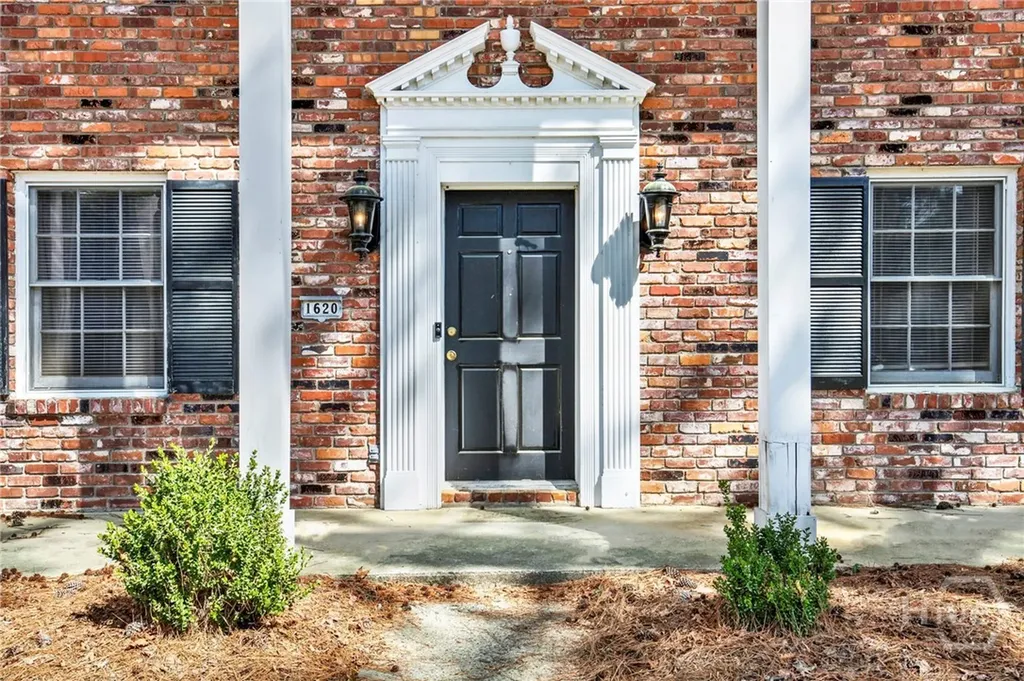 1620 Stillwood Drive Savannah GA 31419