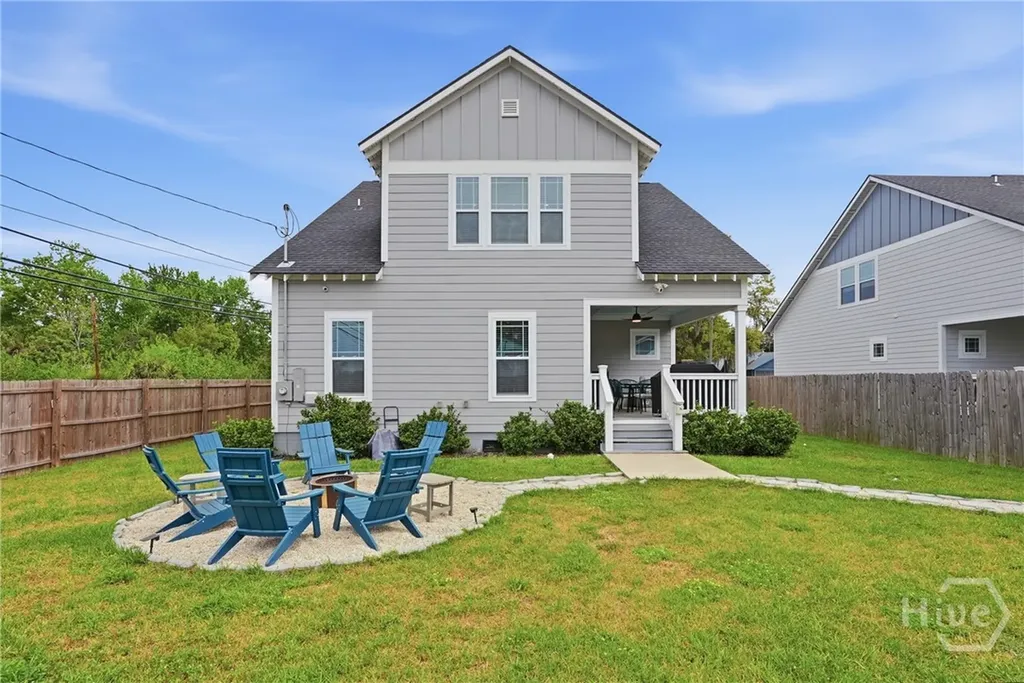 2001 E 38th Street Savannah GA 31404