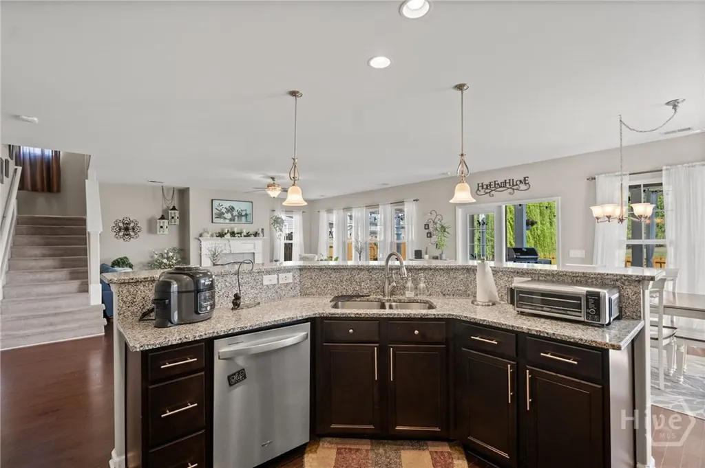 56 Melody Drive Pooler GA 31322