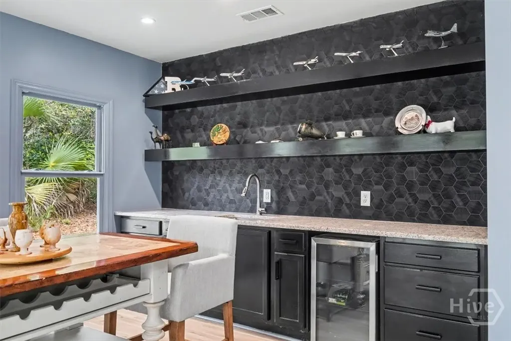 113 Mercer Road Savannah GA 31411