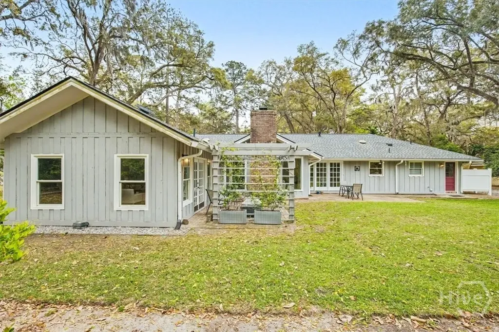 113 Mercer Road Savannah GA 31411