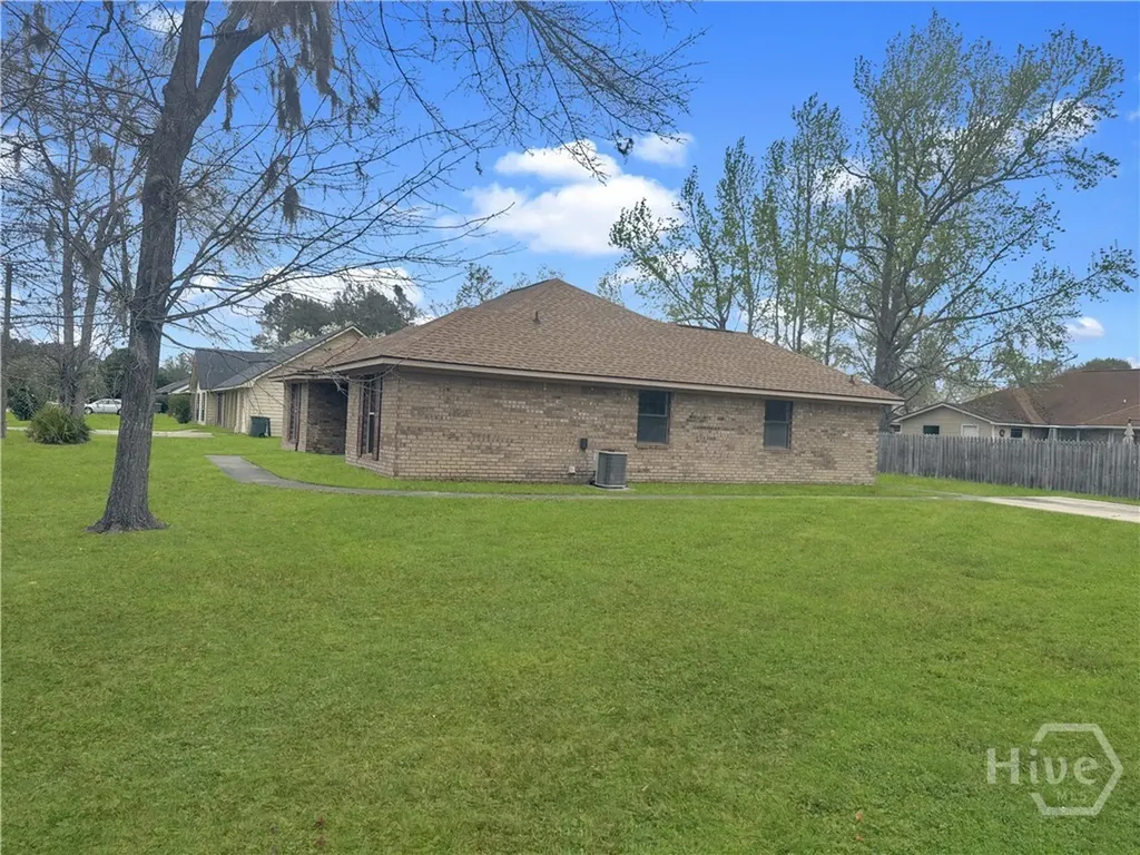 103 Coates Road Hinesville GA 31313