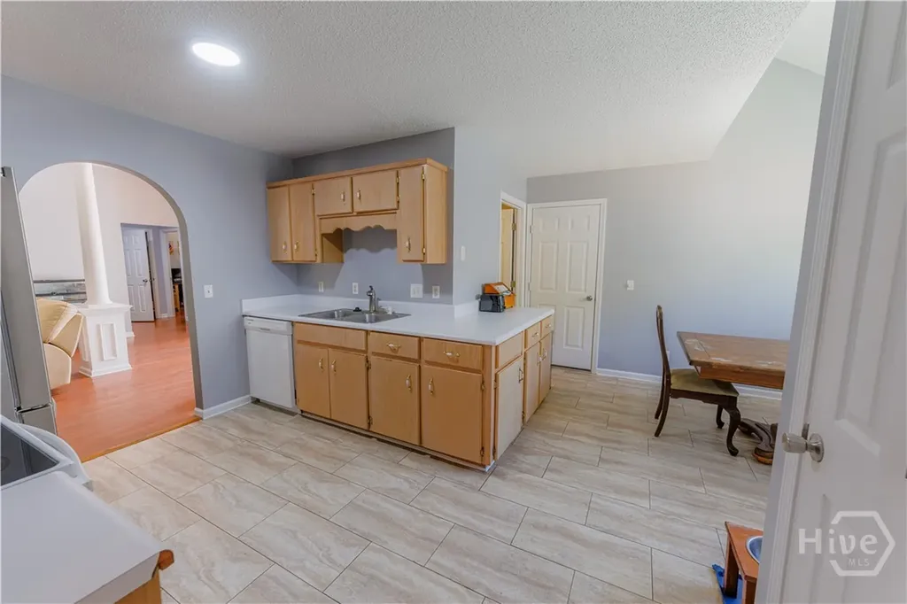 6 Highpoint Court Savannah GA 31410