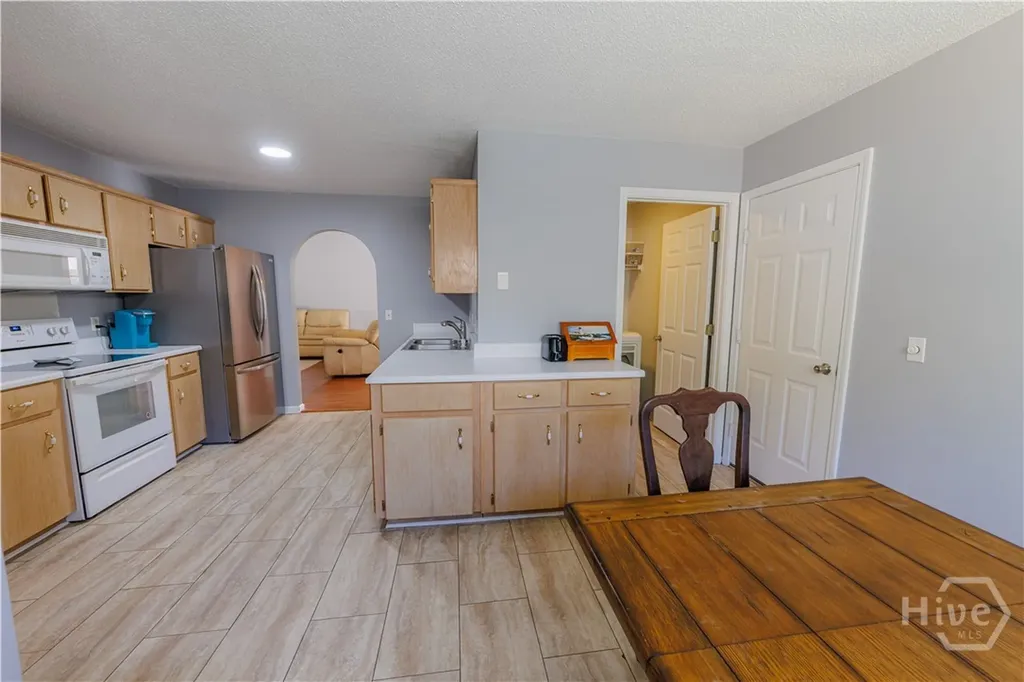 6 Highpoint Court Savannah GA 31410