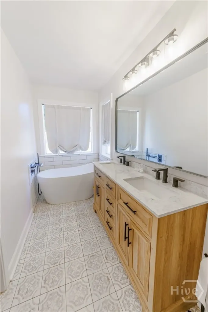 6 Highpoint Court Savannah GA 31410