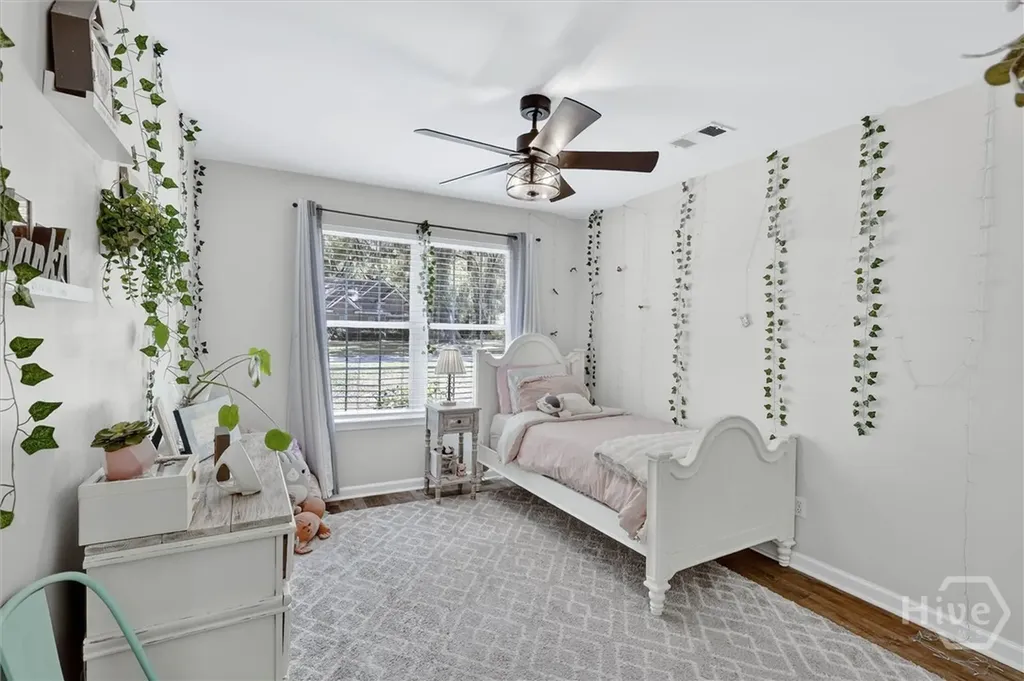 401 Laurenburg Drive Richmond Hill GA 31324