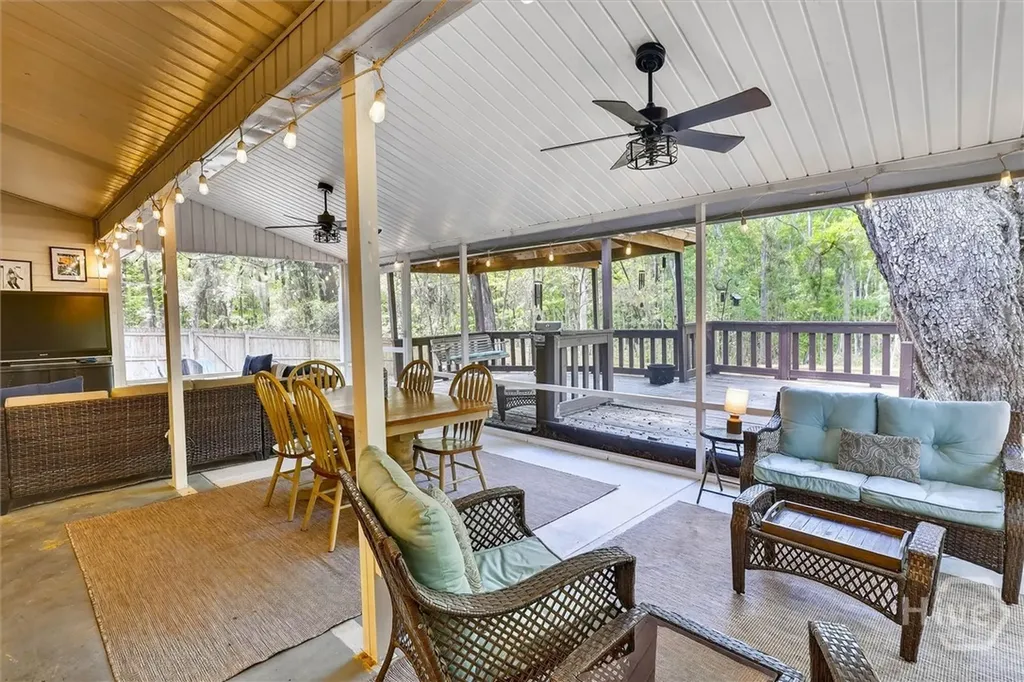 401 Laurenburg Drive Richmond Hill GA 31324