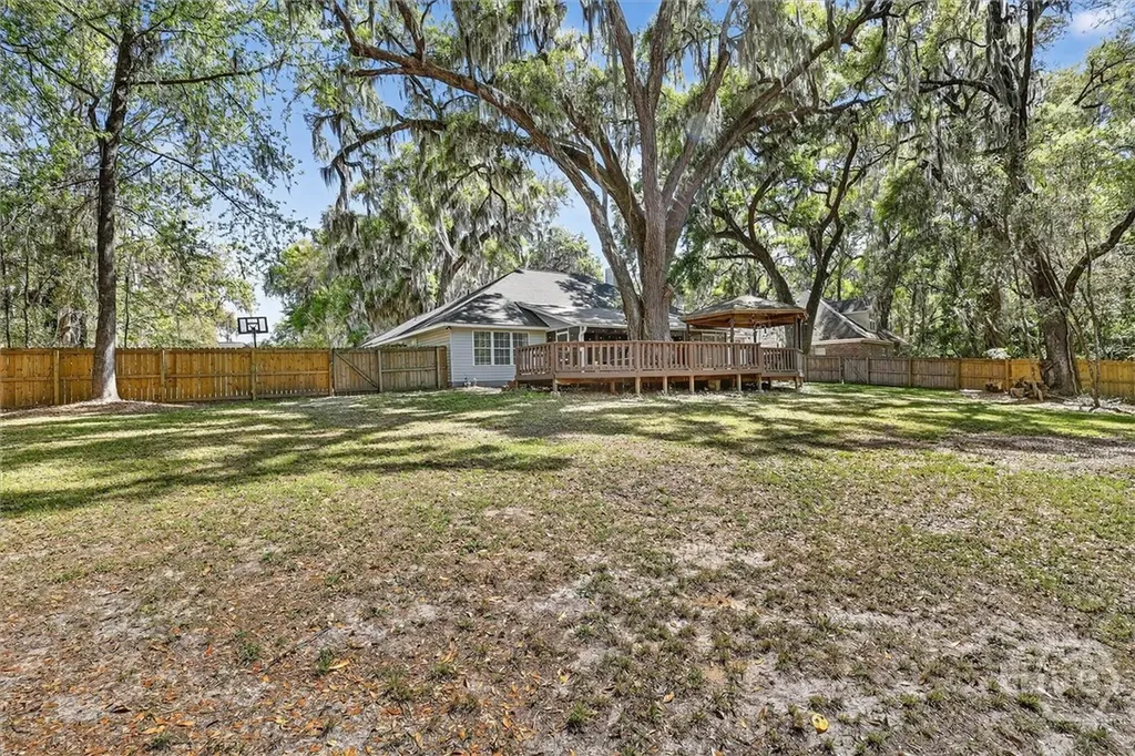 401 Laurenburg Drive Richmond Hill GA 31324