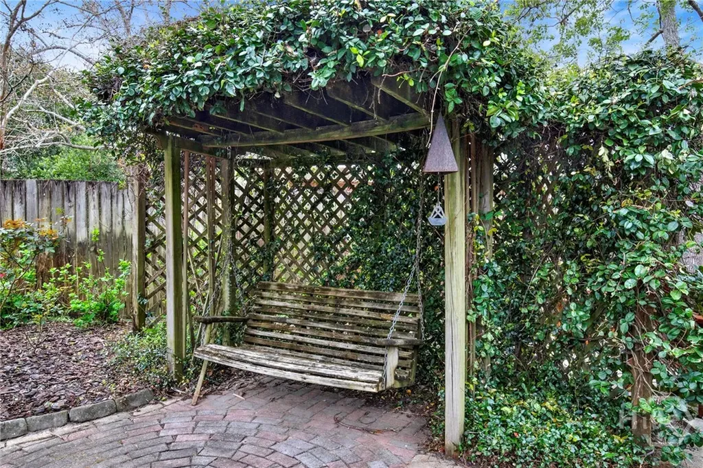 1 Inglesby Court Savannah GA 31406
